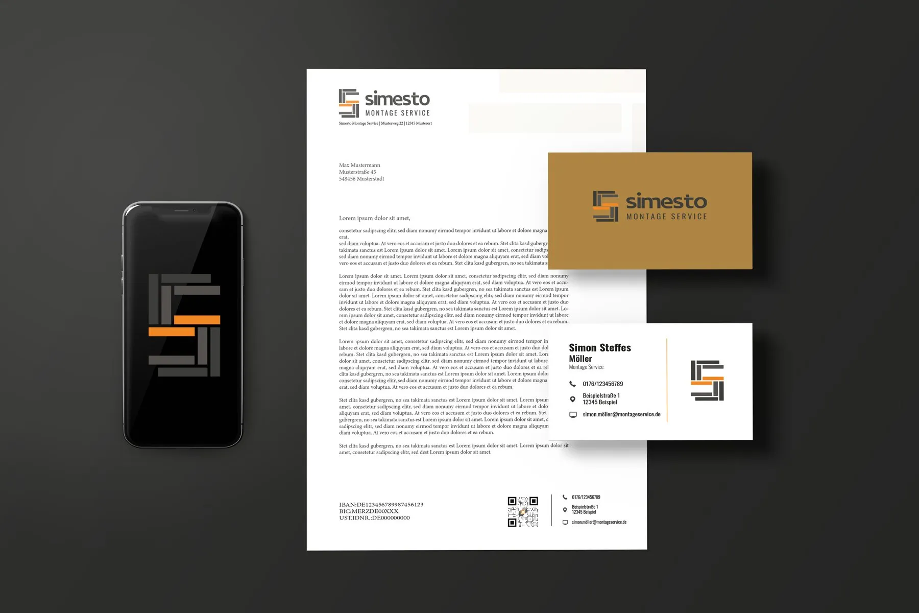 Briefpapier, Visitenkarten und Smartphone im einheitlichen Design von simesto